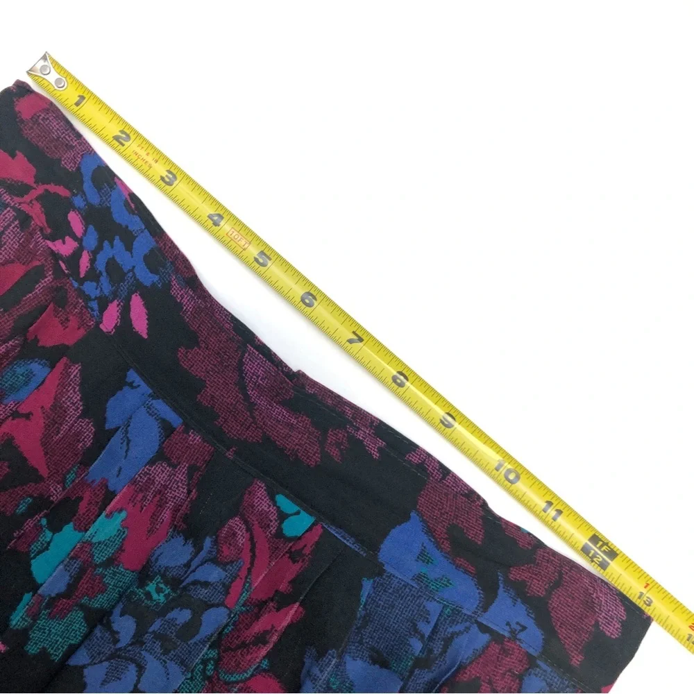 Vintage 80s 90s Floral Pleated Skirt - Picture 4 of 13